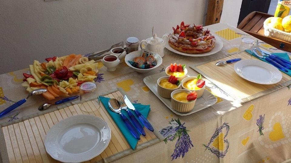 B&B Pietre Antiche Vezzi Portio Екстериор снимка
